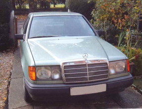 1987 Mercedes-Benz 260E
