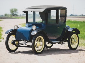 1915 Milburn Electric Model 15