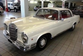 1963 Mercedes-Benz 220 SEb Coupe