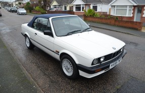 1991 BMW 318i