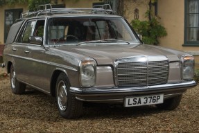 1976 Mercedes-Benz 200