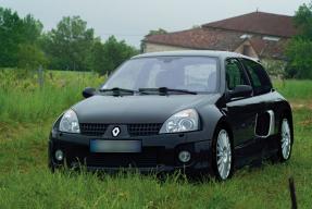 2006 Renault Clio V6