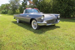 1957 Ford Thunderbird