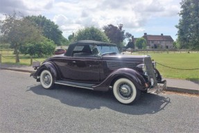 1935 Ford DeLuxe