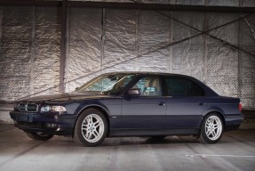 2000 BMW 750i