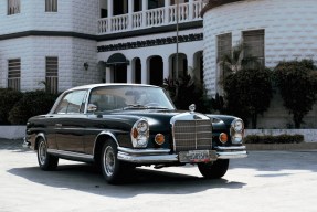 1966 Mercedes-Benz 280 SE Coupe