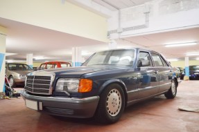 1988 Mercedes-Benz 560 SEL