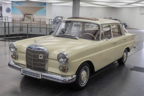 1966 Mercedes-Benz 230