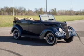 1937 Ford DeLuxe