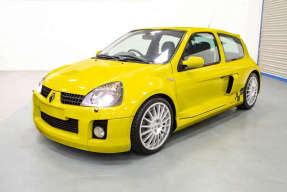 2004 Renault Clio V6