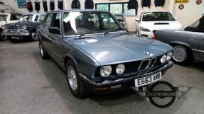  BMW 520i
