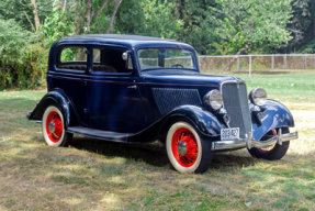 1933 Ford V8