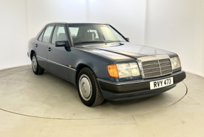 1989 Mercedes-Benz 200 E