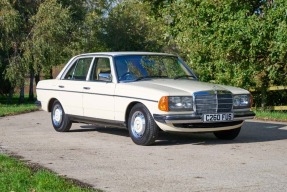 1985 Mercedes-Benz 230 E