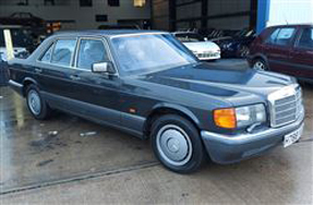 1990 Mercedes-Benz 300 SE