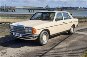 1985 Mercedes-Benz 200