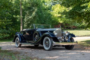 1933 Packard Super Eight
