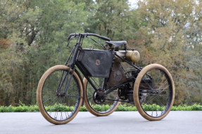 1897 De Dion-Bouton Tricycle