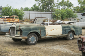 1963 Mercedes-Benz 220 SE Cabriolet