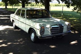 1972 Mercedes-Benz 220