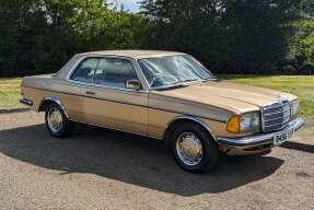 1985 Mercedes-Benz 230 CE