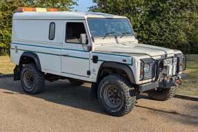 2000 Land Rover Defender