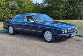 1998 Daimler Super V8