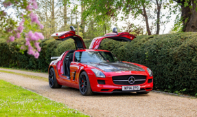 2014 Mercedes-Benz SLS AMG GT Final Edition