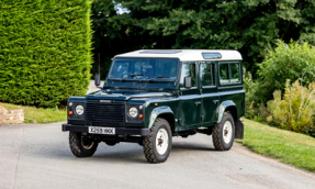 2000 Land Rover Defender