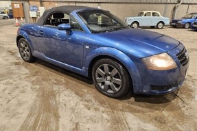 2004 Audi TT