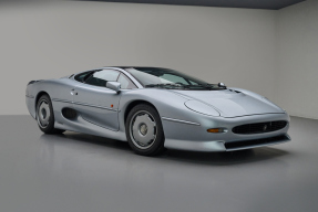 1993 Jaguar XJ220