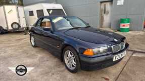 1999 BMW 318i