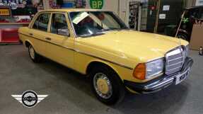 1977 Mercedes-Benz 250