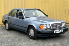 1989 Mercedes-Benz 260E