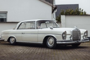 1963 Mercedes-Benz 300 SE Coupe