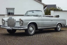 1962 Mercedes-Benz 220 SEb Cabriolet