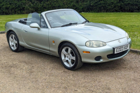 2003 Mazda MX-5