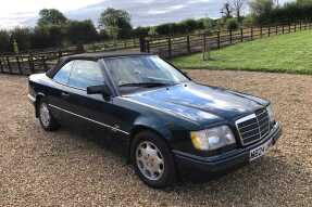 1995 Mercedes-Benz E 320