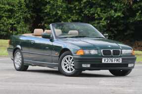 2000 BMW 323i