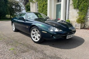 2000 Jaguar XK8