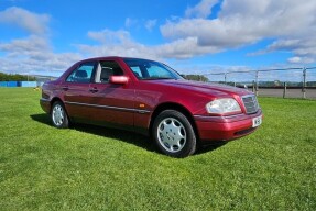 1995 Mercedes-Benz C 220