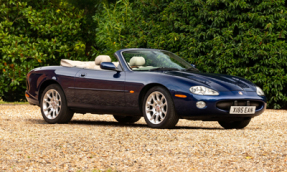 2001 Jaguar XKR