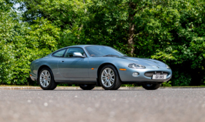 2003 Jaguar XKR