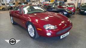 2000 Jaguar XK8