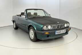 1992 BMW 318i