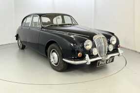 1968 Daimler V8 250