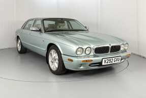 1999 Jaguar XJ8