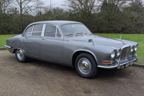 1968 Jaguar 420