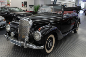 1953 Mercedes-Benz 220 b