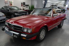 1987 Mercedes-Benz 560 SL